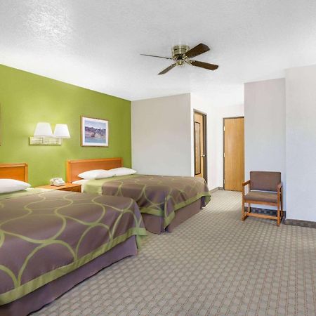 Super 8 By Wyndham Price Motel Eksteriør bilde